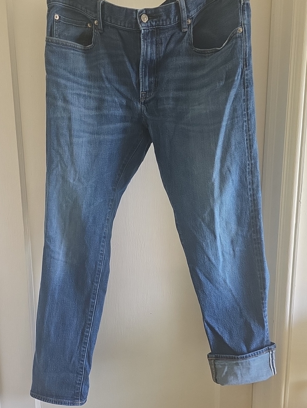 UNIQLO Men's Slim Straight Low Rise, 38x32